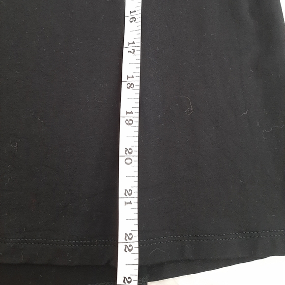 Black top with corset lace up on sleeves size medium - Picture 6 of 6